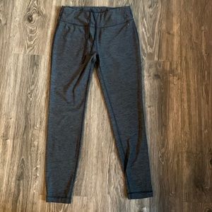 Athletic leggings size small